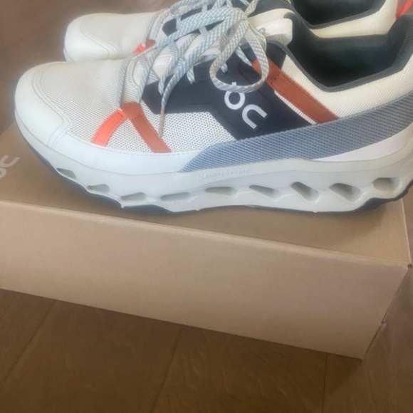 Mens Sneakers - Picture 3 of 7